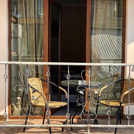 Hotel Leo Palace Tbilisi Ngoại thất bức ảnh
