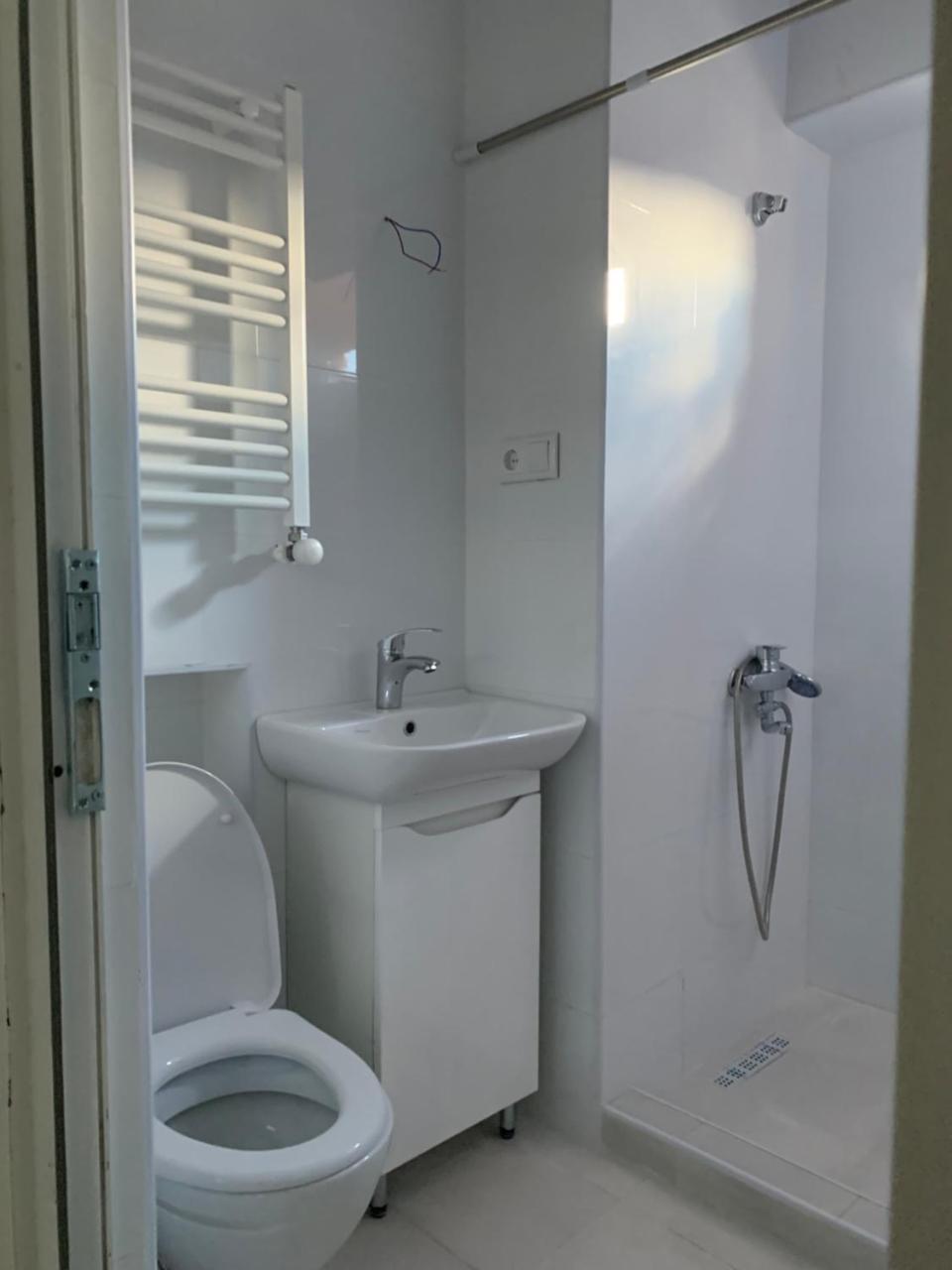 Hotel Leo Palace Tbilisi Ngoại thất bức ảnh