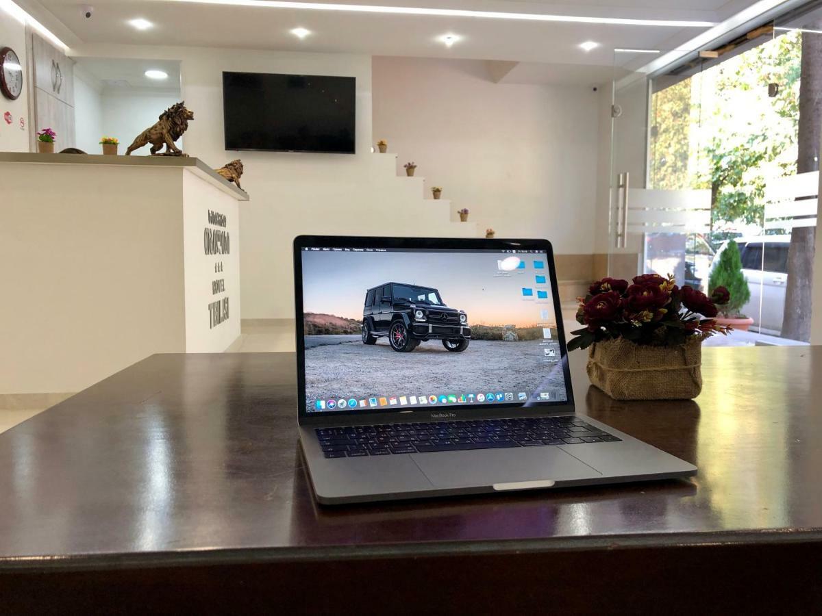 Hotel Leo Palace Tbilisi Ngoại thất bức ảnh
