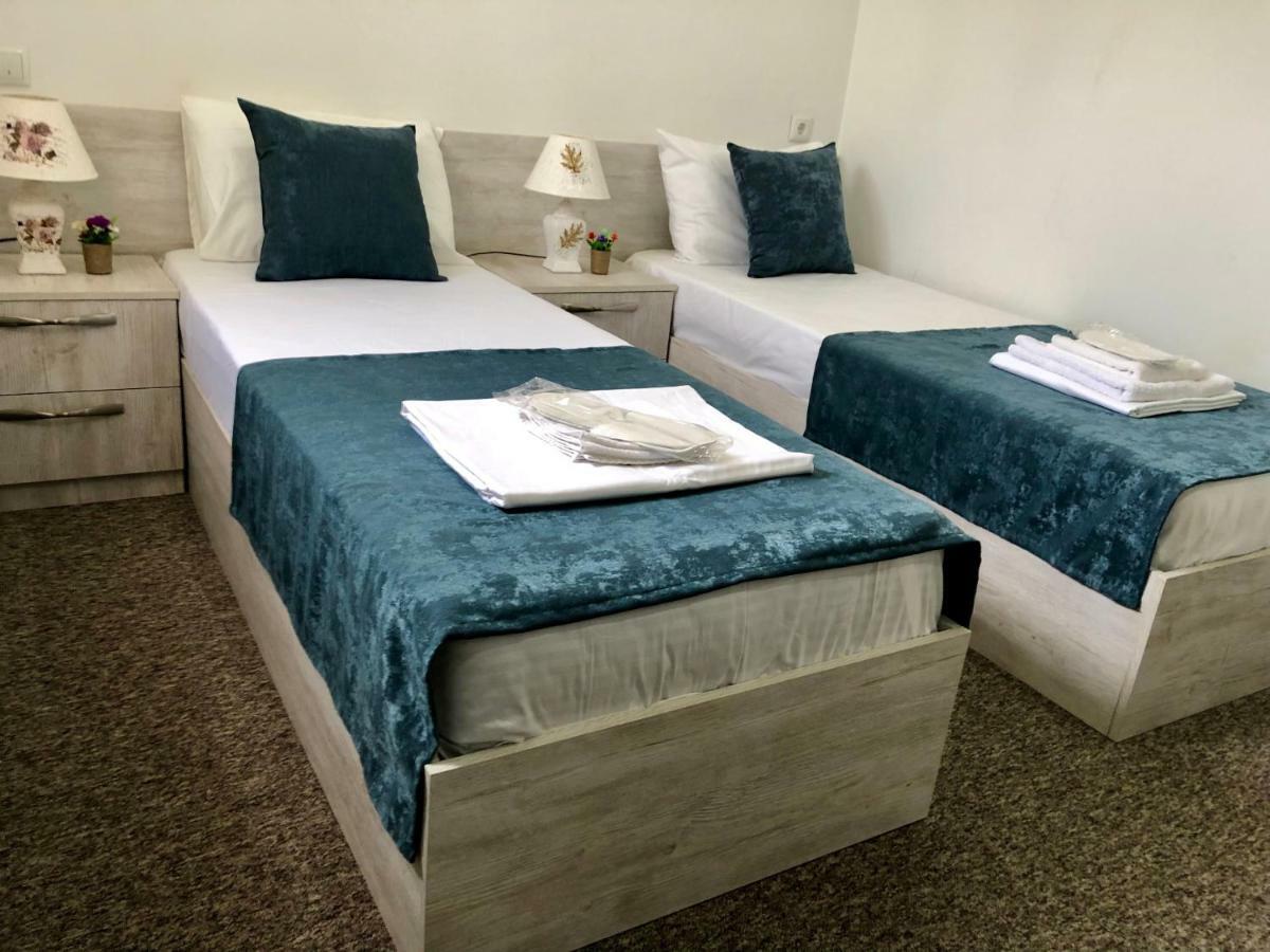 Hotel Leo Palace Tbilisi Ngoại thất bức ảnh