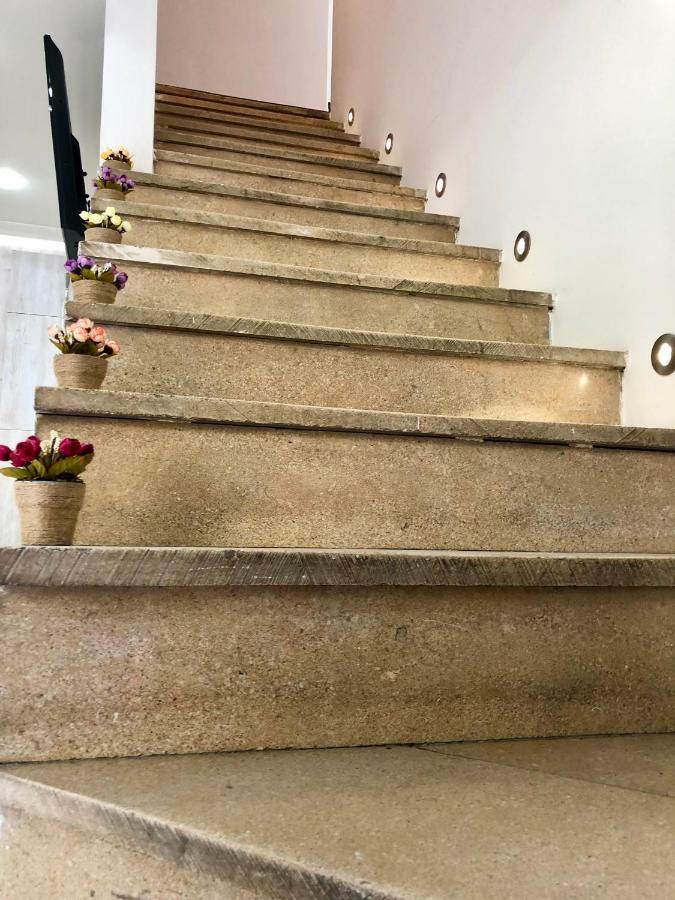 Hotel Leo Palace Tbilisi Ngoại thất bức ảnh